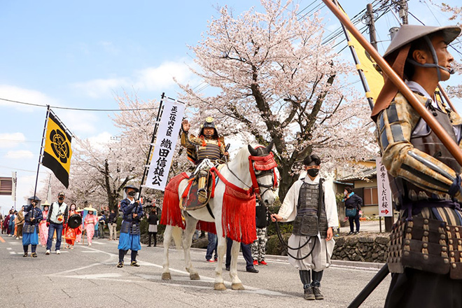 武者行列の写真