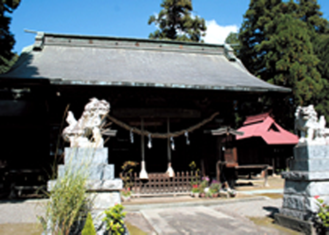 二宮赤城神社の写真