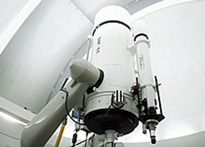 65センチメートル反射望遠鏡の写真