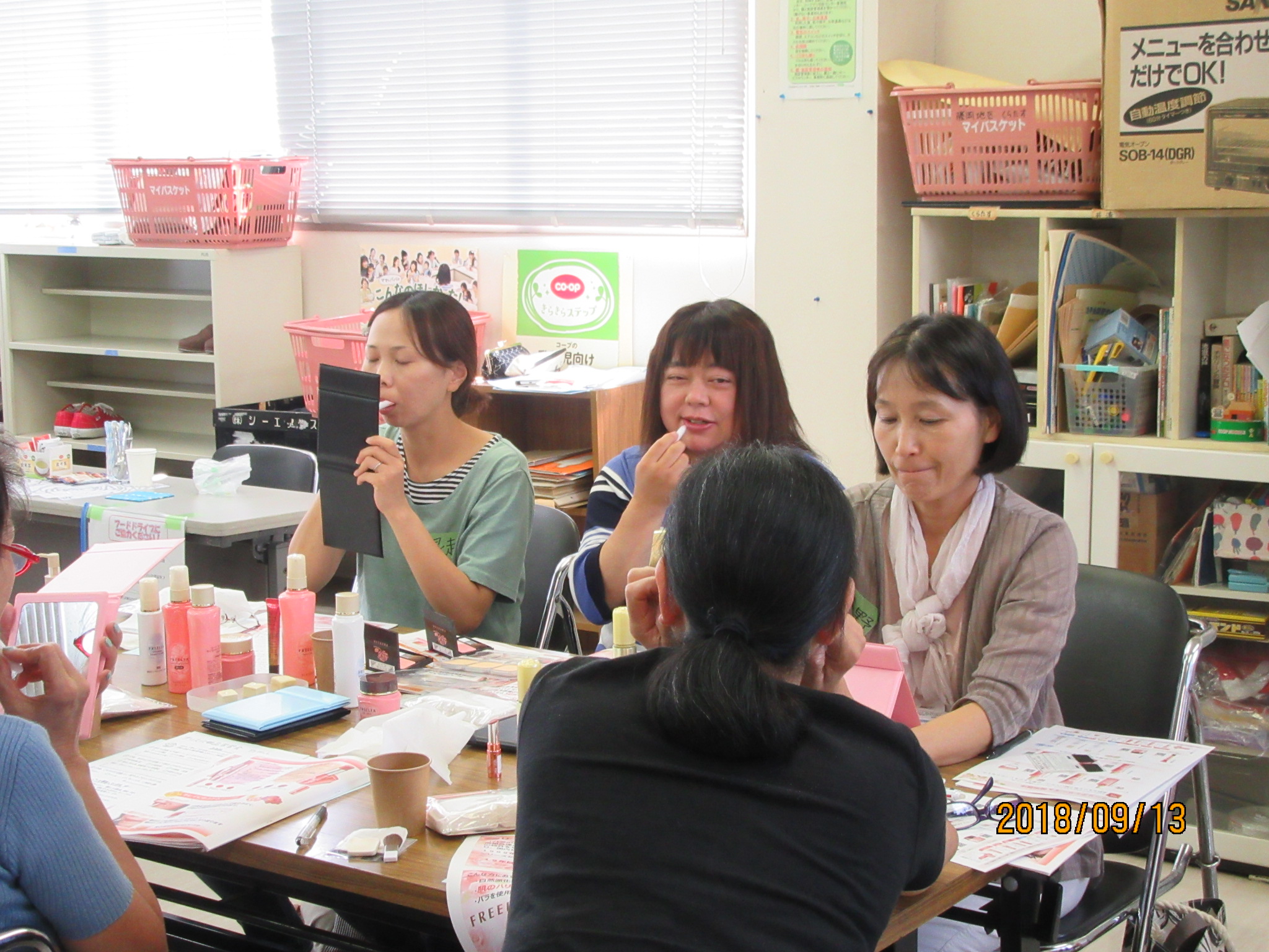 第8藤岡多野ブロック ナリス化粧品の学習会を開催しました コープぐんま